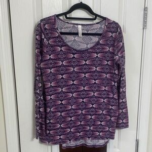 NWOT LulaRoe Lynnae Long Sleeve Top (M)